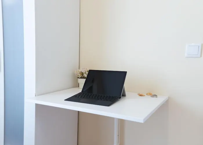 Coast Surf House 3* אספיניו