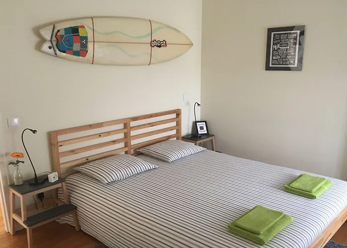 Coast Surf House לינה וארוחת בוקר אספיניו