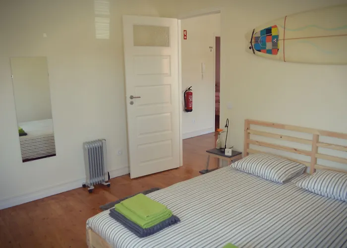 Coast Surf House לינה וארוחת בוקר אספיניו