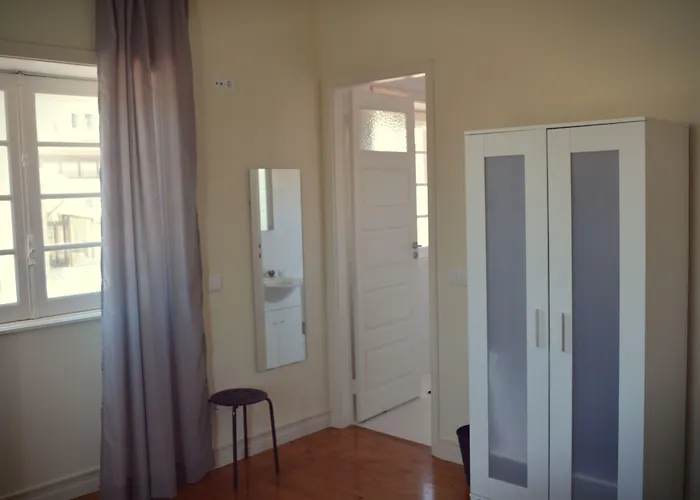 לינה וארוחת בוקר Coast Surf House אספיניו