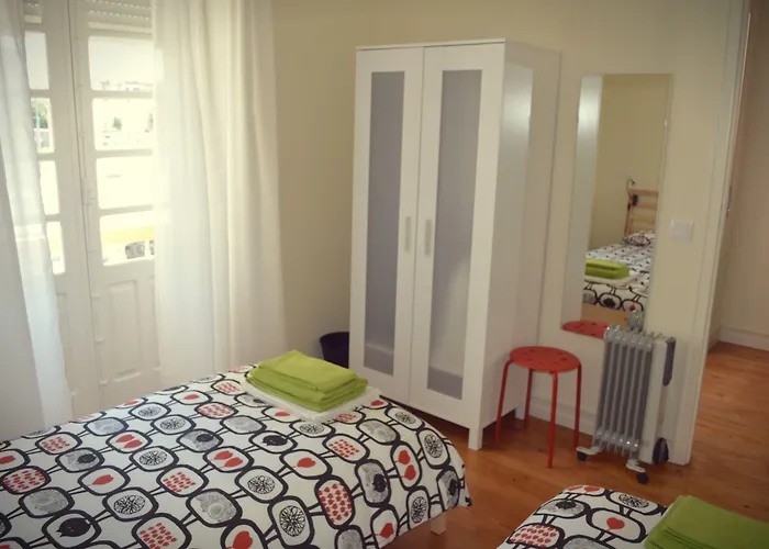 Coast Surf House לינה וארוחת בוקר אספיניו