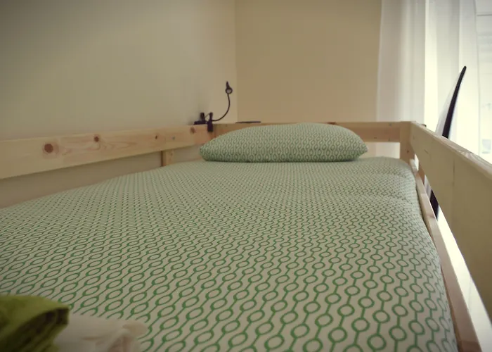 לינה וארוחת בוקר Coast Surf House אספיניו