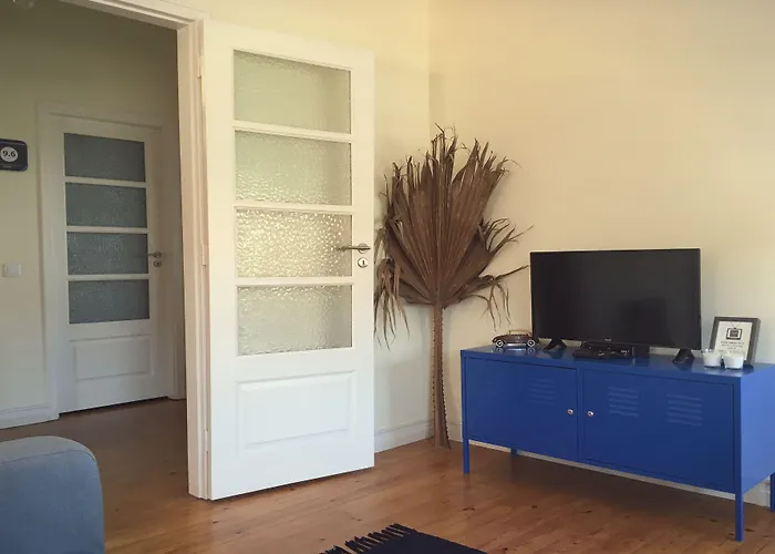 לינה וארוחת בוקר Coast Surf House