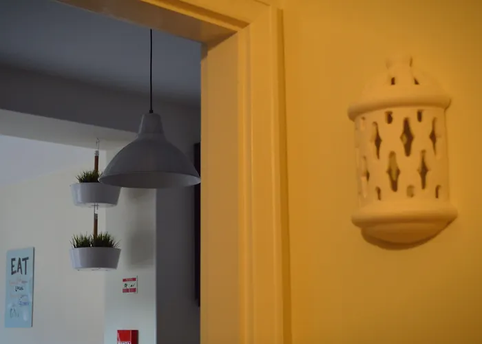 לינה וארוחת בוקר Coast Surf House