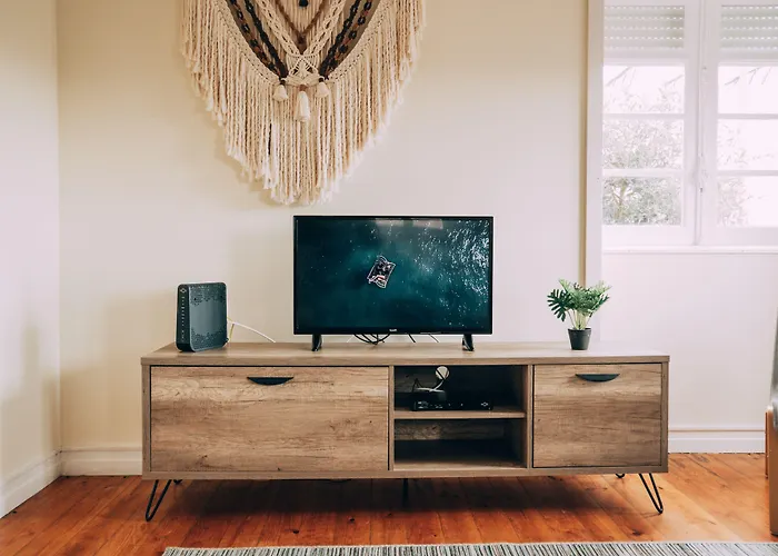 Coast Surf House אספיניו