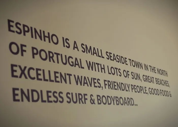 לינה וארוחת בוקר Coast Surf House 3*