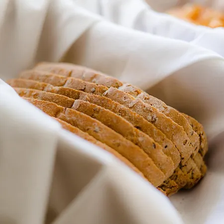 Alojamento de Acomodação e Pequeno-almoço Coast Surf House 3*