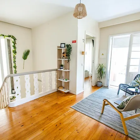Coast Surf House 3* Espinho (Aveiro)