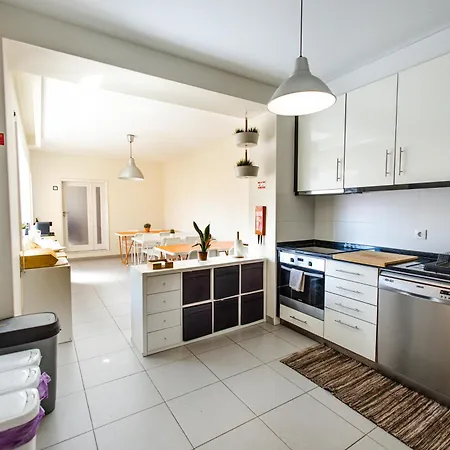 Green Coast Surf House Bed & Breakfast 3*