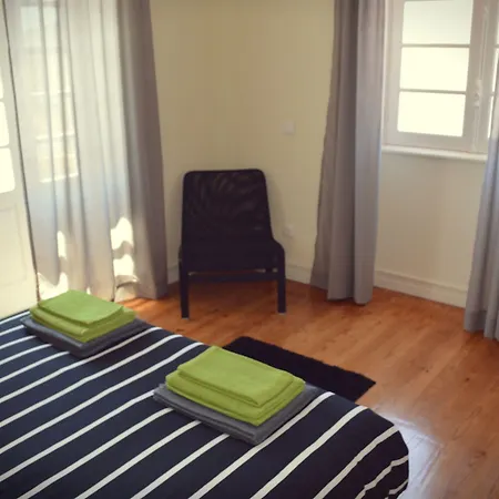 Coast Surf House 3*