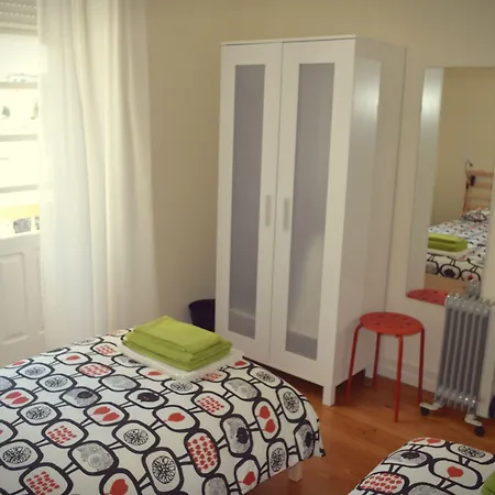 Coast Surf House Alojamento de Acomodação e Pequeno-almoço Espinho (Aveiro)