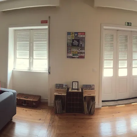 Coast Surf House 3*