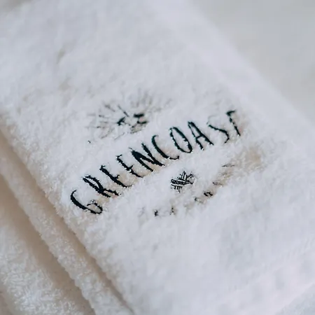 Coast Surf House Bed & Breakfast