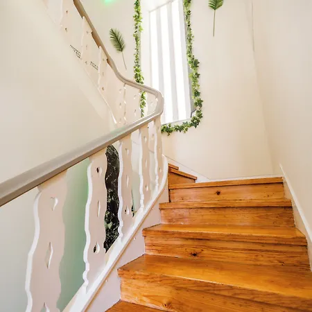 Coast Surf House Bed and breakfast 3*